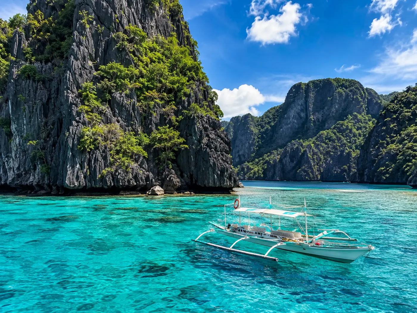 Matinloc Island w El Nido
