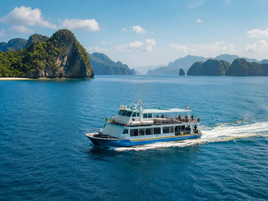 Prom z El Nido na Coron